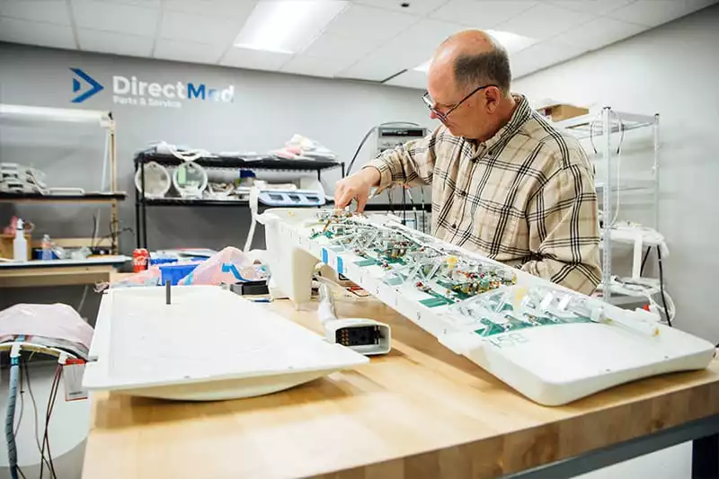 Kevin Testing MRI Coil