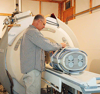 kevin testing mri coil after repair